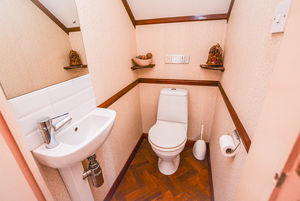 Photo 7- click for photo gallery